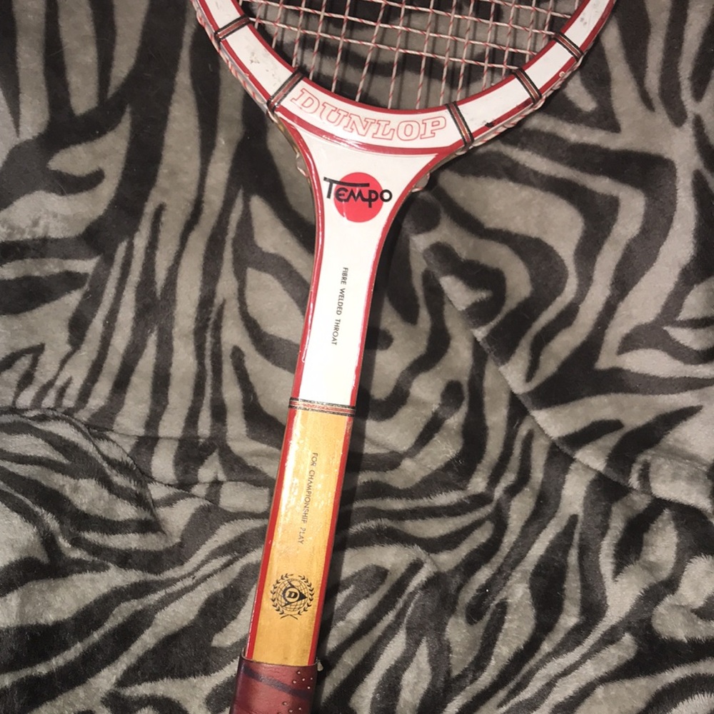 Dunlop Tempo 4.5” L tennis 🎾 racquet 💕 - Picture 2 of 4